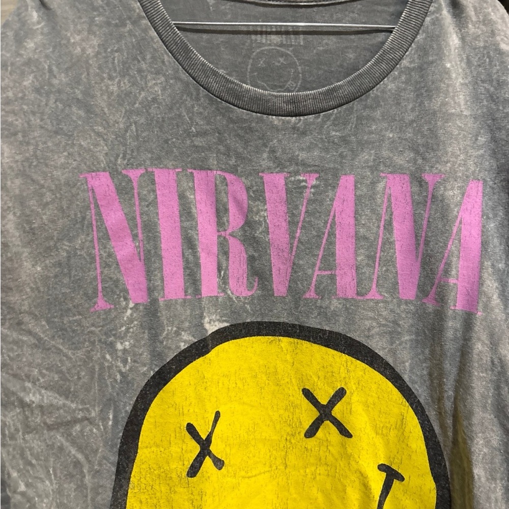 Tee - Picture 2 of 4